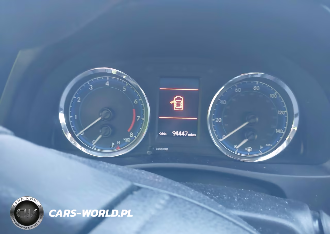 2018 Toyota Corolla Le VIN:5YFBURHEXJP832535 - 7