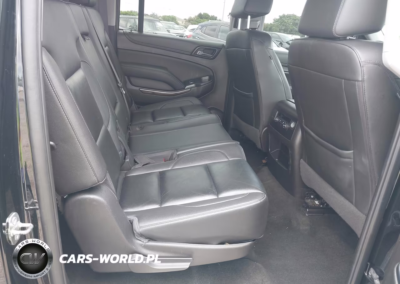 2017 Chevrolet Suburban Lt VIN:1GNSKHKCXHR174617 - 8