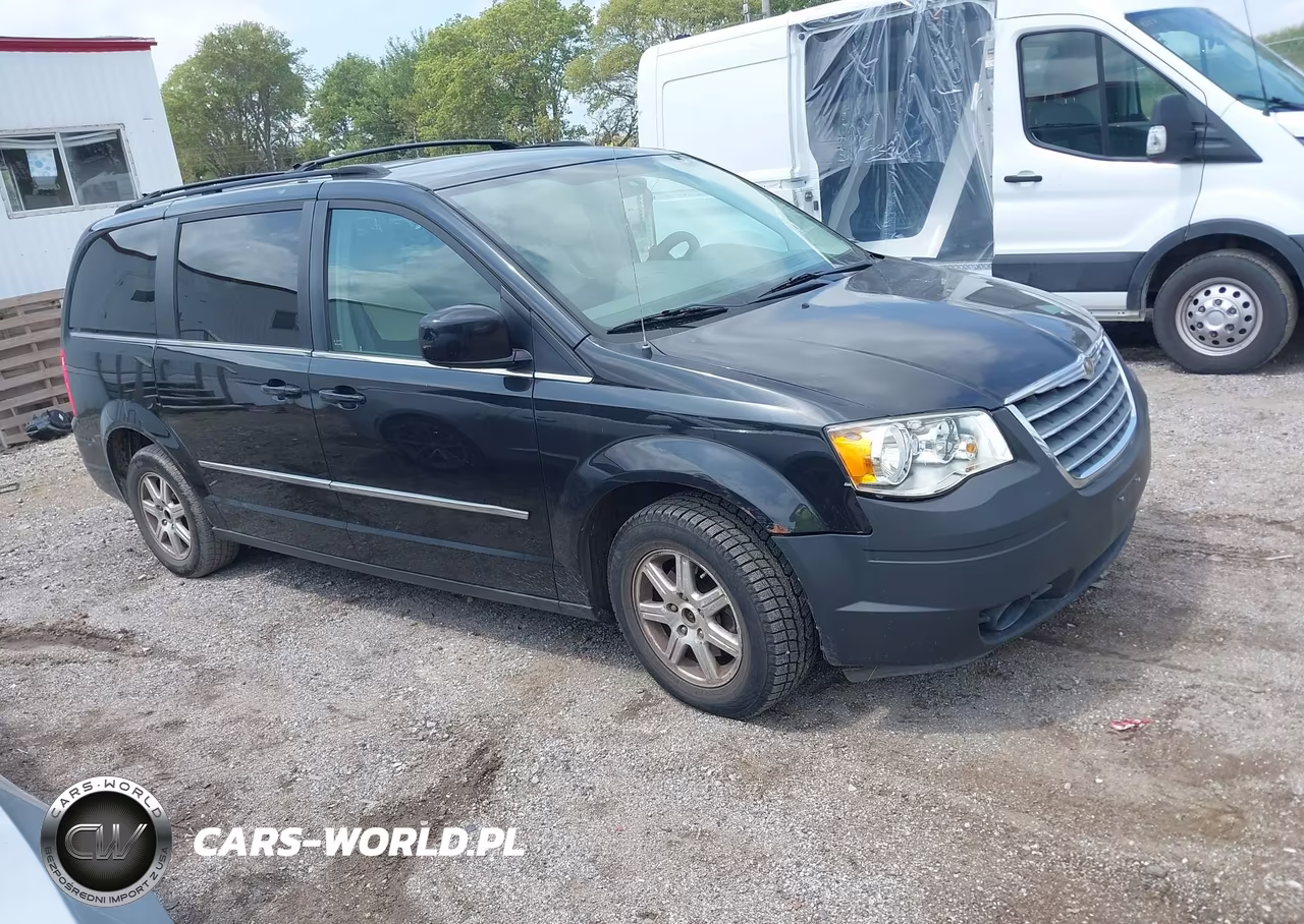 2009 Chrysler Town & Country Touring