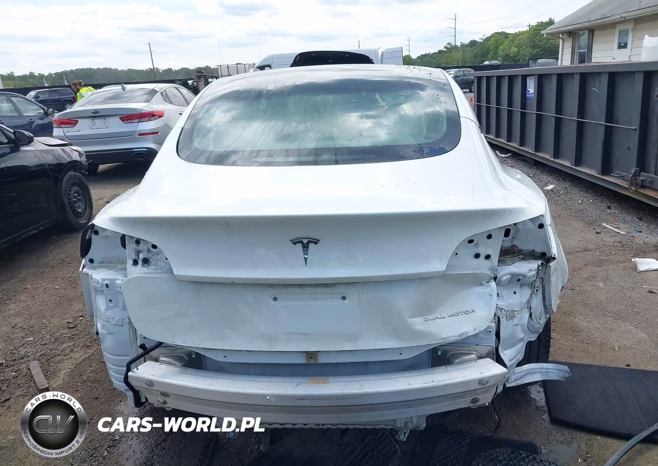 2022 Tesla Model 3 Long Range Dual Motor All-Wheel Drive VIN:5YJ3E1EB4NF115546 - 17