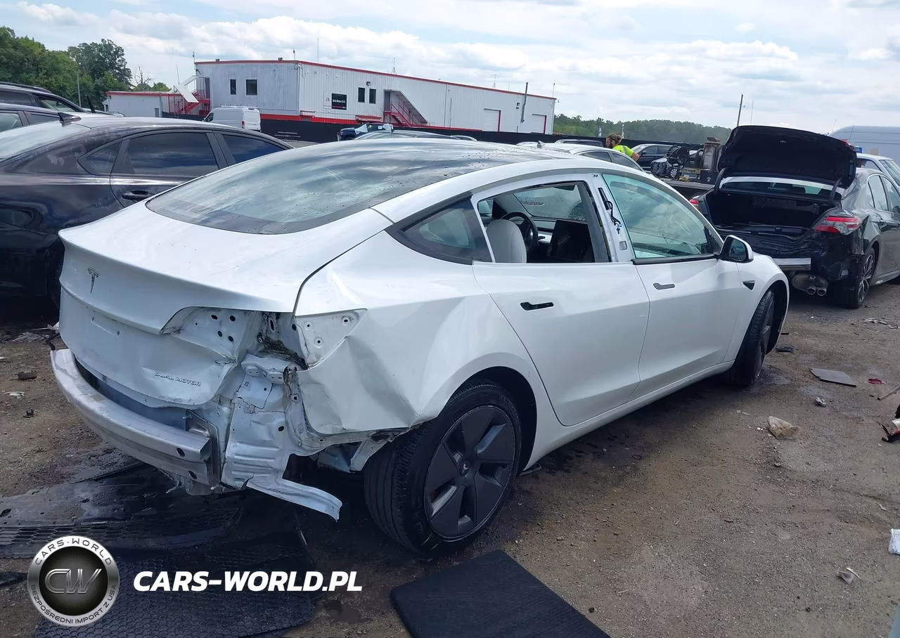 2022 Tesla Model 3 Long Range Dual Motor All-Wheel Drive VIN:5YJ3E1EB4NF115546 - 4