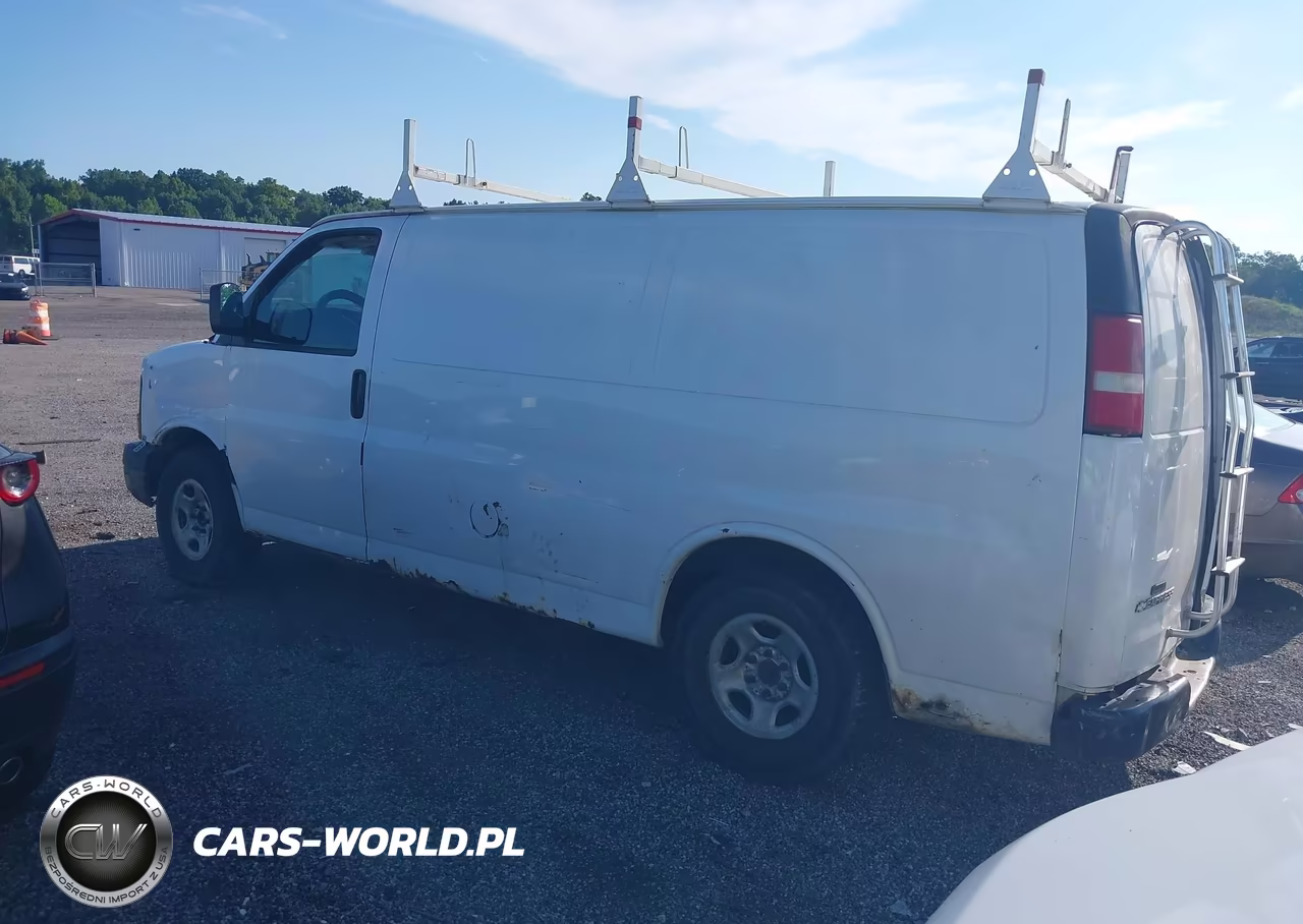 2004 Chevrolet Express G1500 VIN:1GCFG15X341192550 - 3