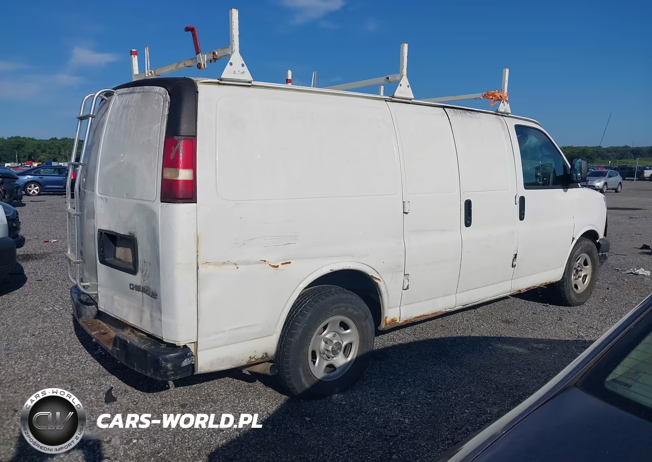 2004 Chevrolet Express G1500 VIN:1GCFG15X341192550 - 4