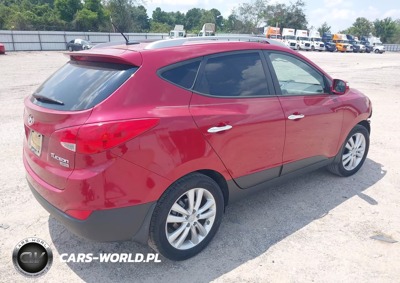 2011 Hyundai Tucson Limited VIN:KM8JU3AC5BU210104 - 4