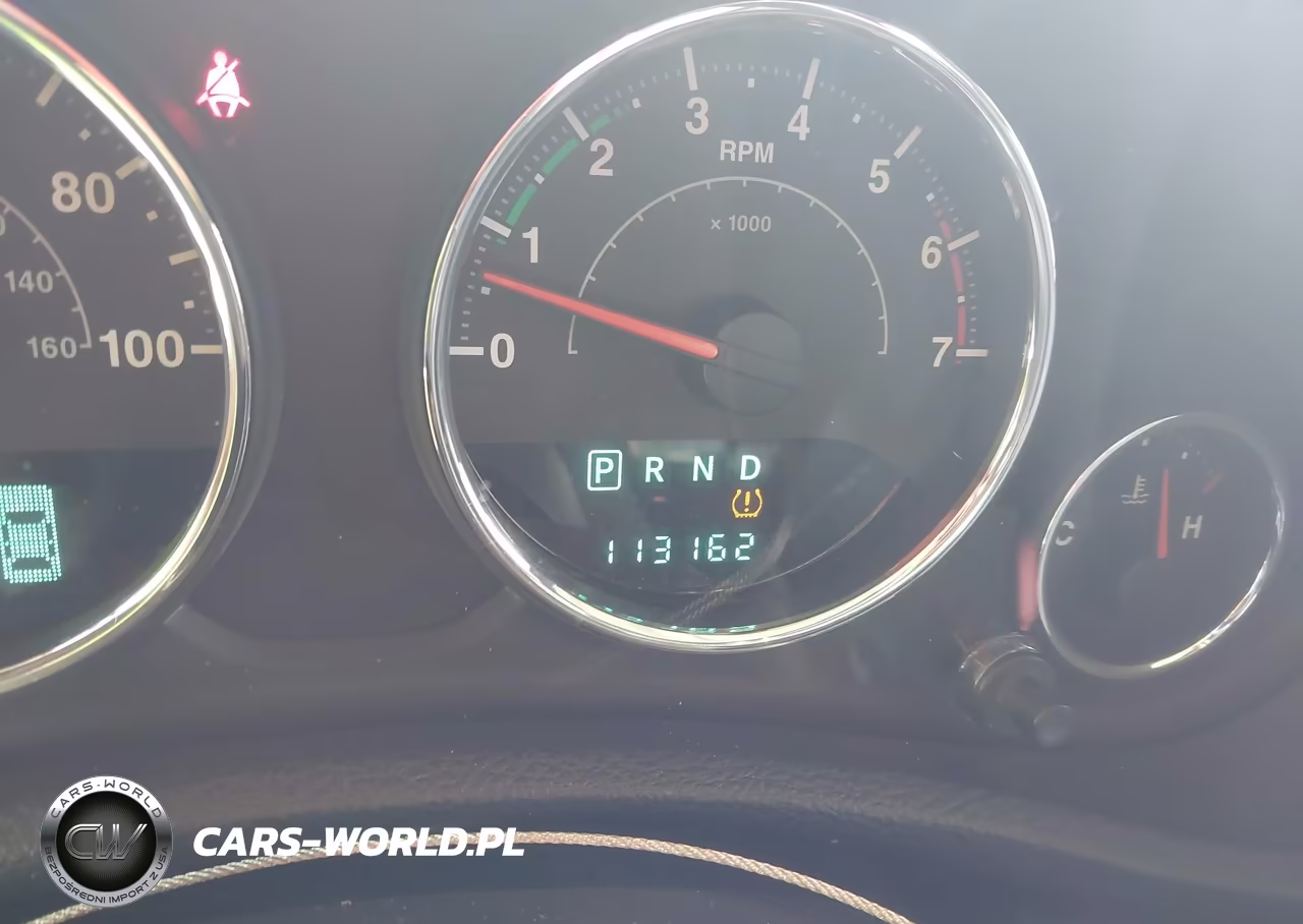 2011 Jeep Wrangler Unlimited Sahara VIN:1J4BA5H11BL548861 - 7