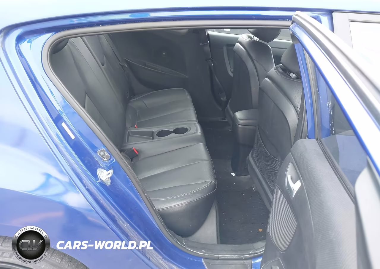 2015 Hyundai Veloster Turbo VIN:KMHTC6AE8FU222767 - 8