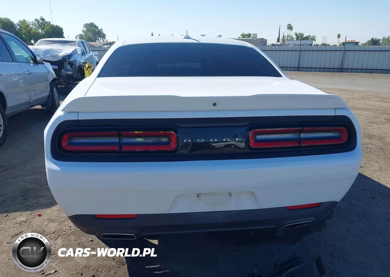 2016 Dodge Challenger Sxt Plus VIN:2C3CDZAG6GH209402 - 17
