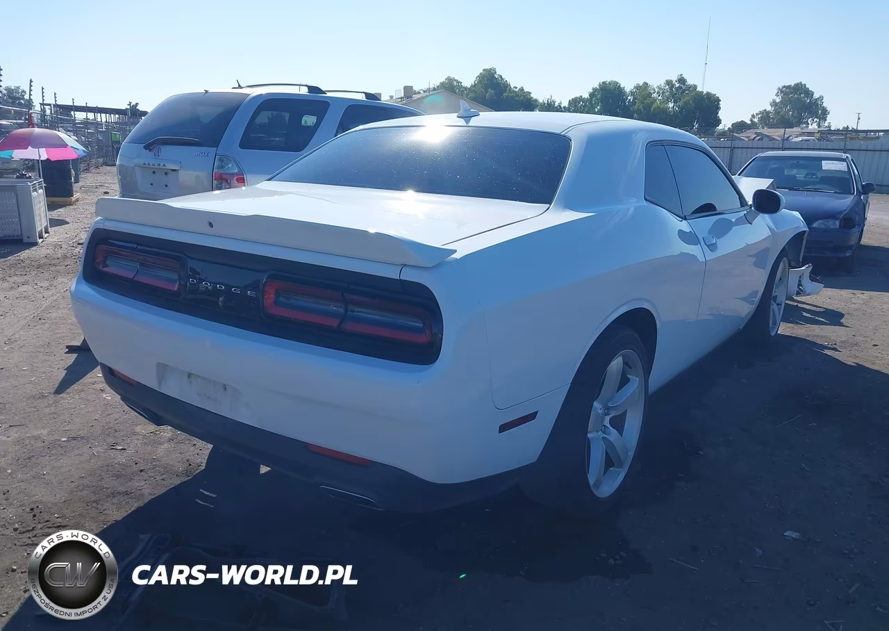 2016 Dodge Challenger Sxt Plus VIN:2C3CDZAG6GH209402 - 4