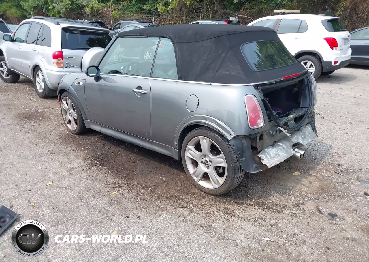 2005 Mini Cooper S VIN:WMWRH33475TF82992 - 3