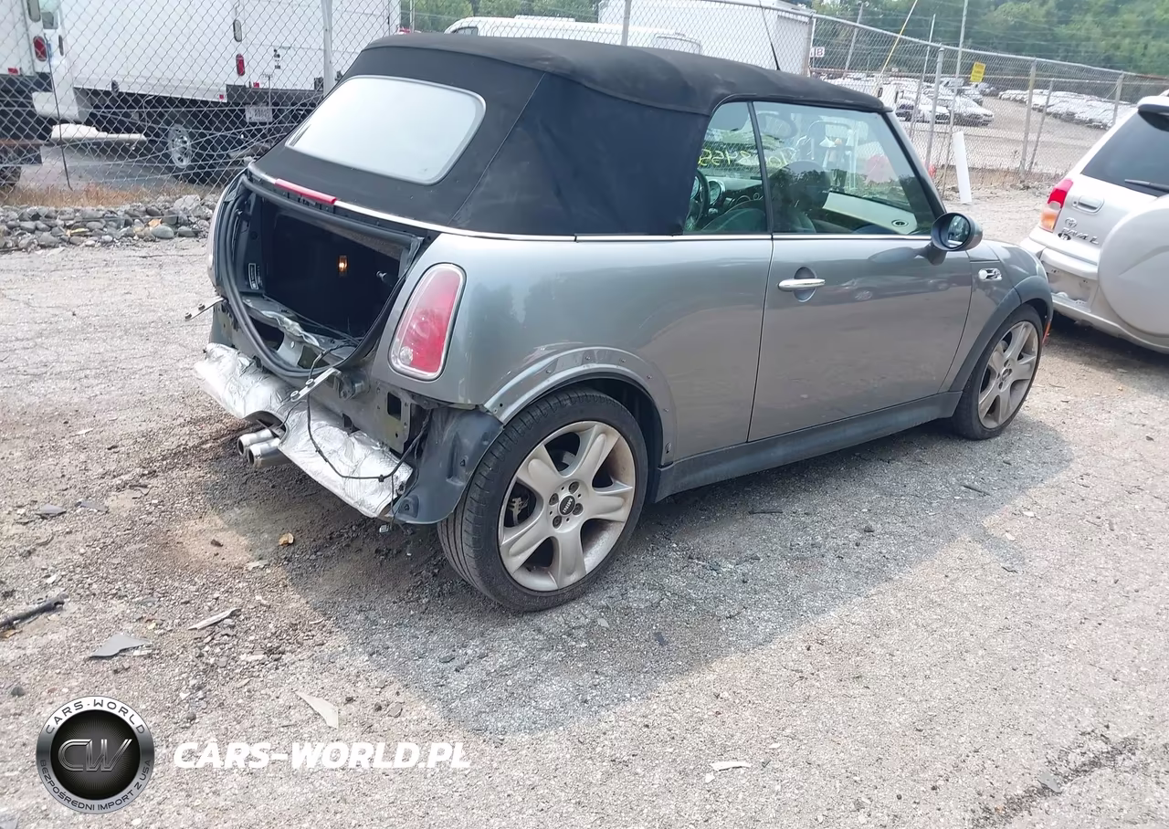 2005 Mini Cooper S VIN:WMWRH33475TF82992 - 4
