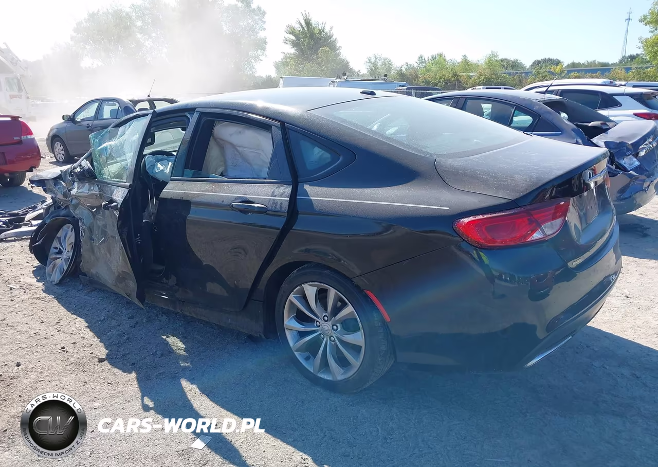 2015 Chrysler 200 S VIN:1C3CCCBB0FN659782 - 3