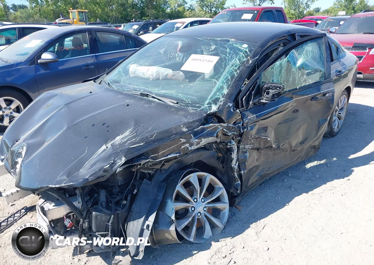 2015 Chrysler 200 S VIN:1C3CCCBB0FN659782 - 6