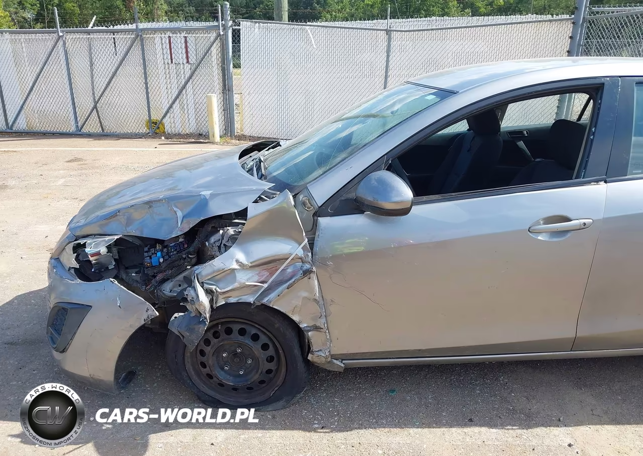 2011 Mazda Mazda3 I Sport VIN:JM1BL1UF9B1408496 - 6