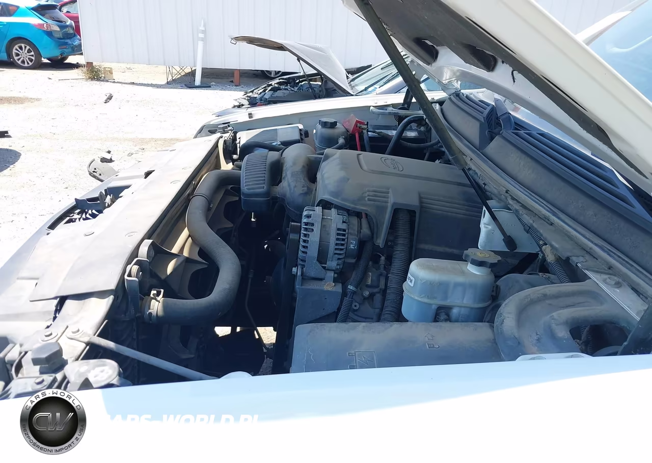 2012 Chevrolet Suburban 1500 Ls VIN:1GNSCHE08CR276313 - 10