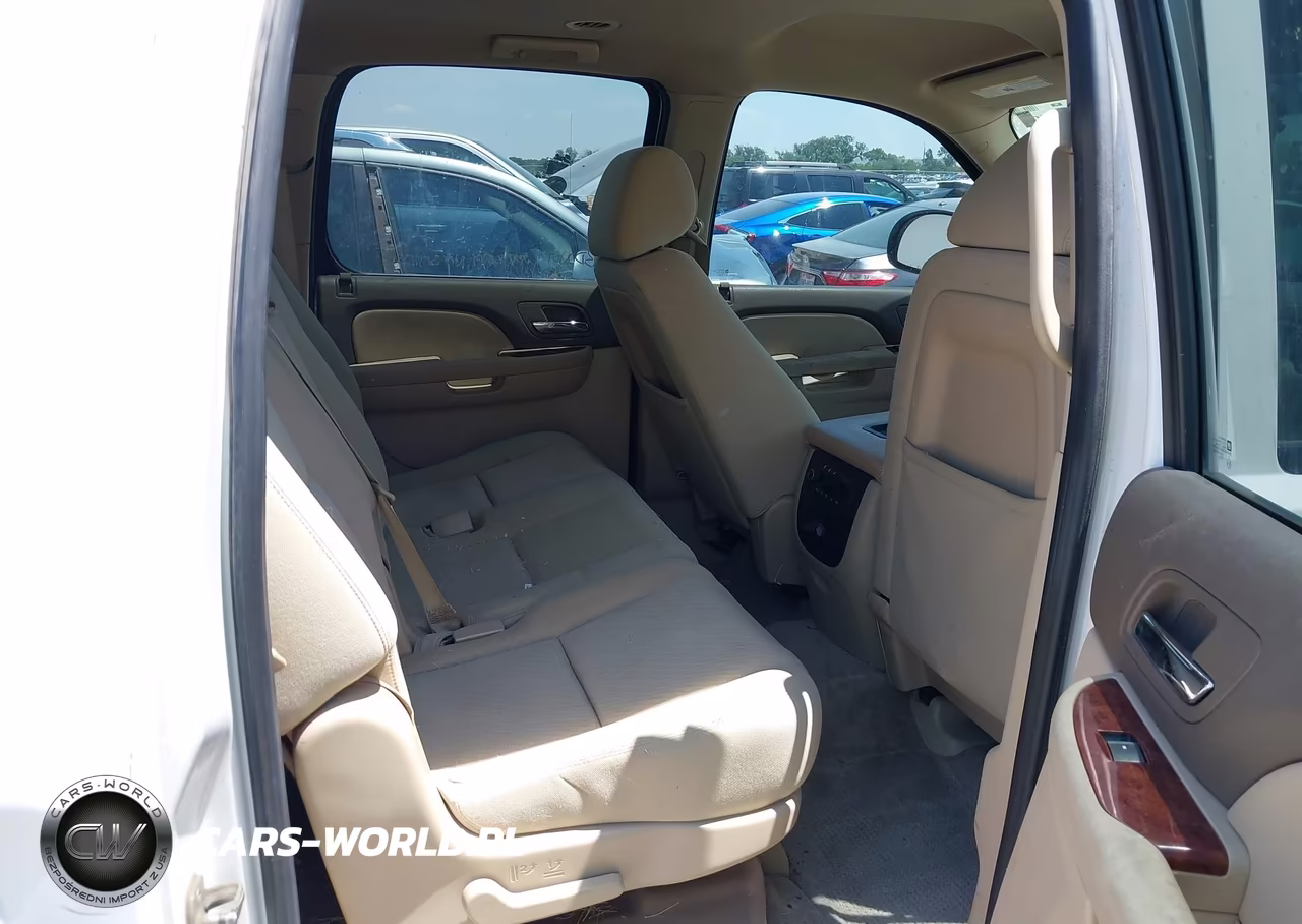 2012 Chevrolet Suburban 1500 Ls VIN:1GNSCHE08CR276313 - 8
