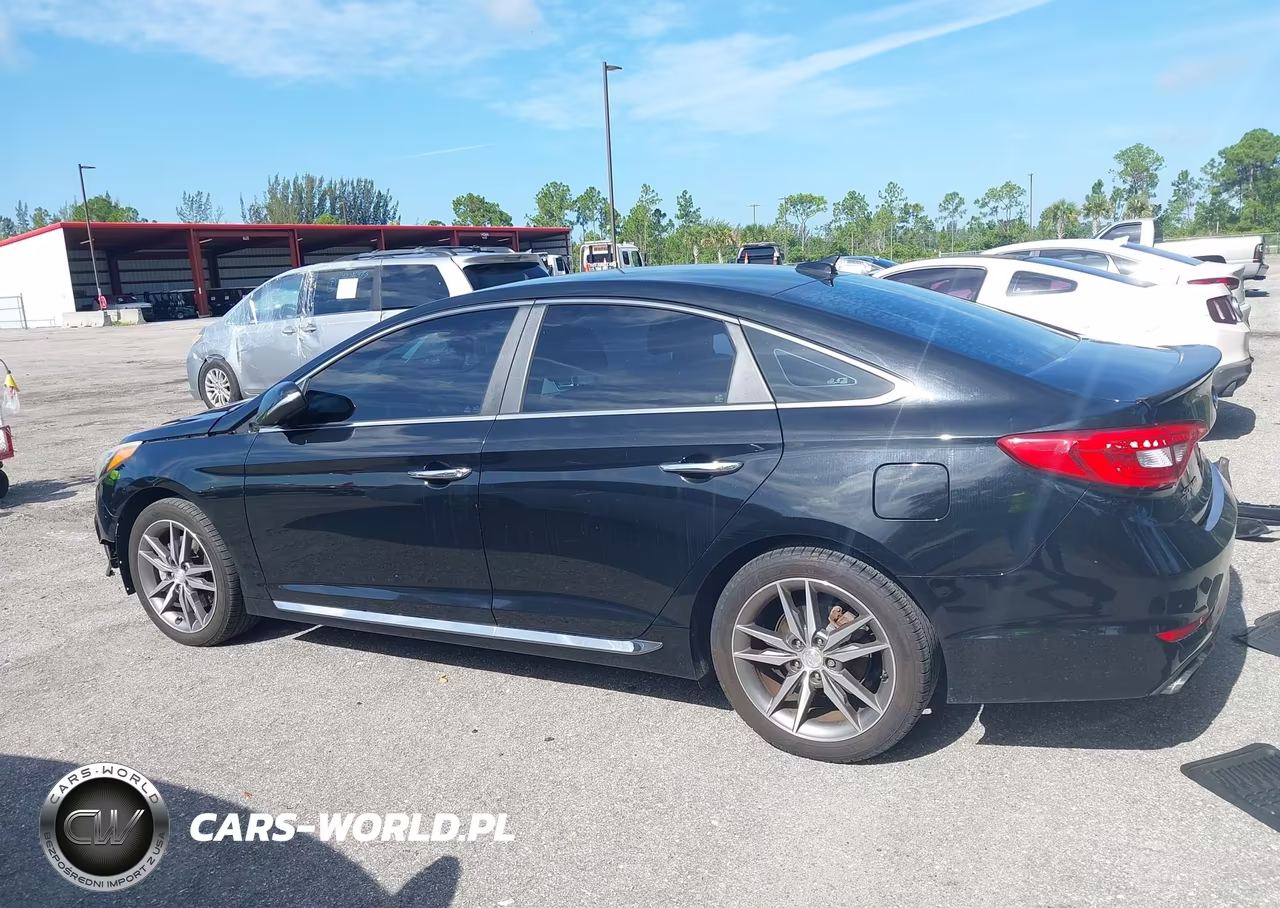 2015 Hyundai Sonata Sport 2.0T VIN:5NPE34AB5FH237051 - 14
