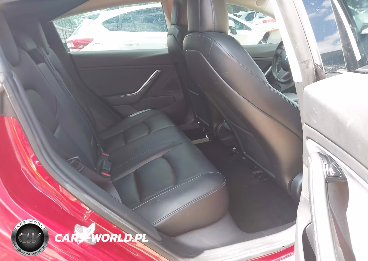 2019 Tesla Model 3 VIN:5YJ3E1EB0KF442070 - 8