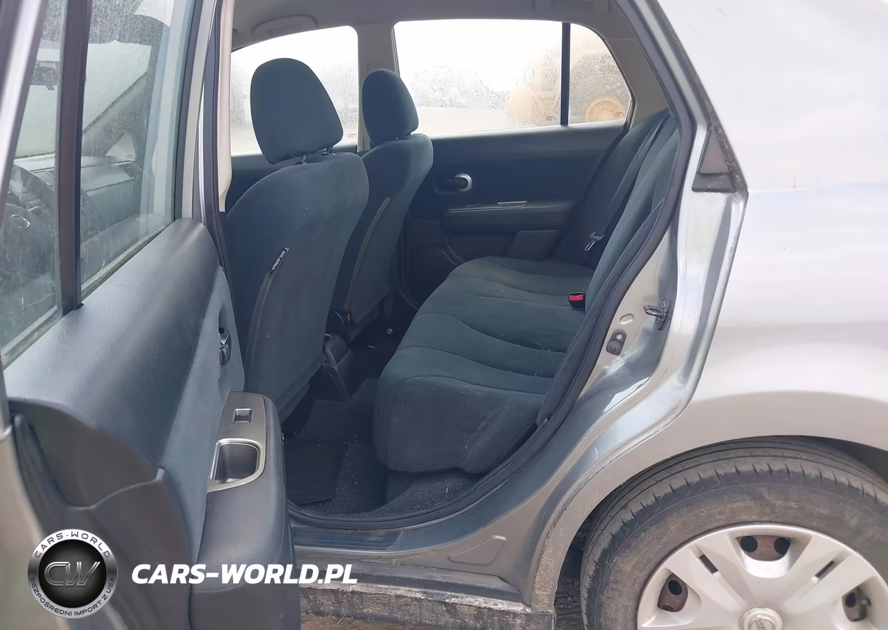 2010 Nissan Versa 1.8S VIN:3N1BC1AP5AL416165 - 14