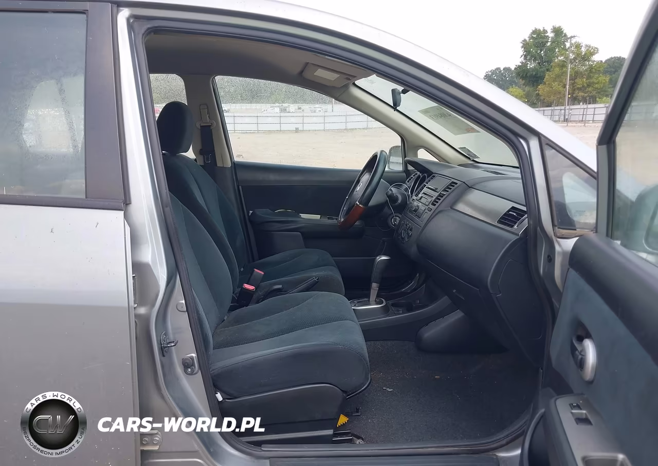 2010 Nissan Versa 1.8S VIN:3N1BC1AP5AL416165 - 5