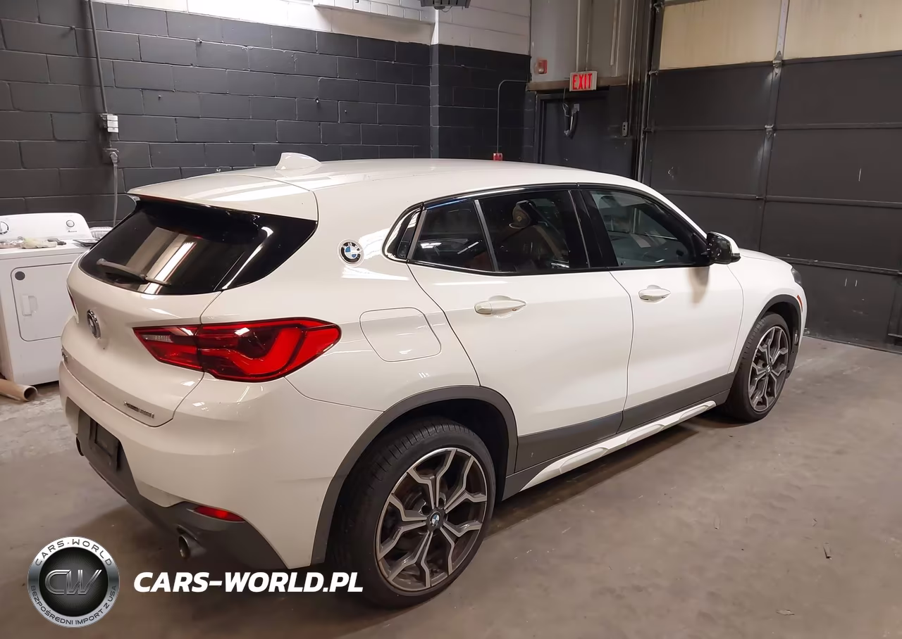 2018 BMW X2 xDrive28I VIN:WBXYJ5C33JEF75304 - 4