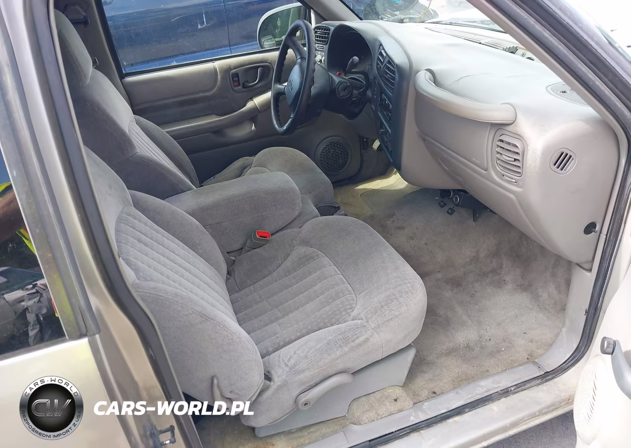 2000 Chevrolet S-10 Ls VIN:1GCCS1950Y8226466 - 5