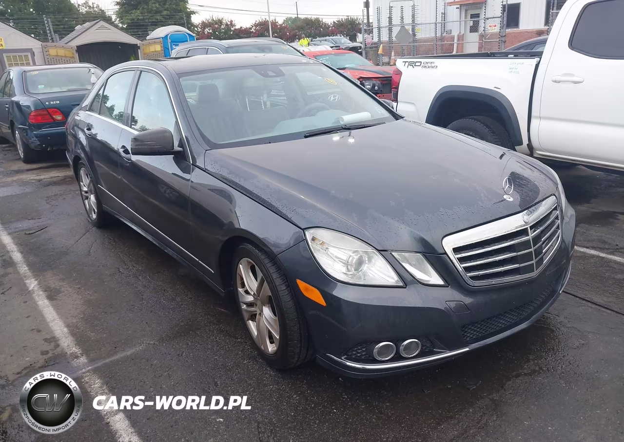 2010 Mercedes-Benz E 550 4Matic – zdjęcie 1 z 17