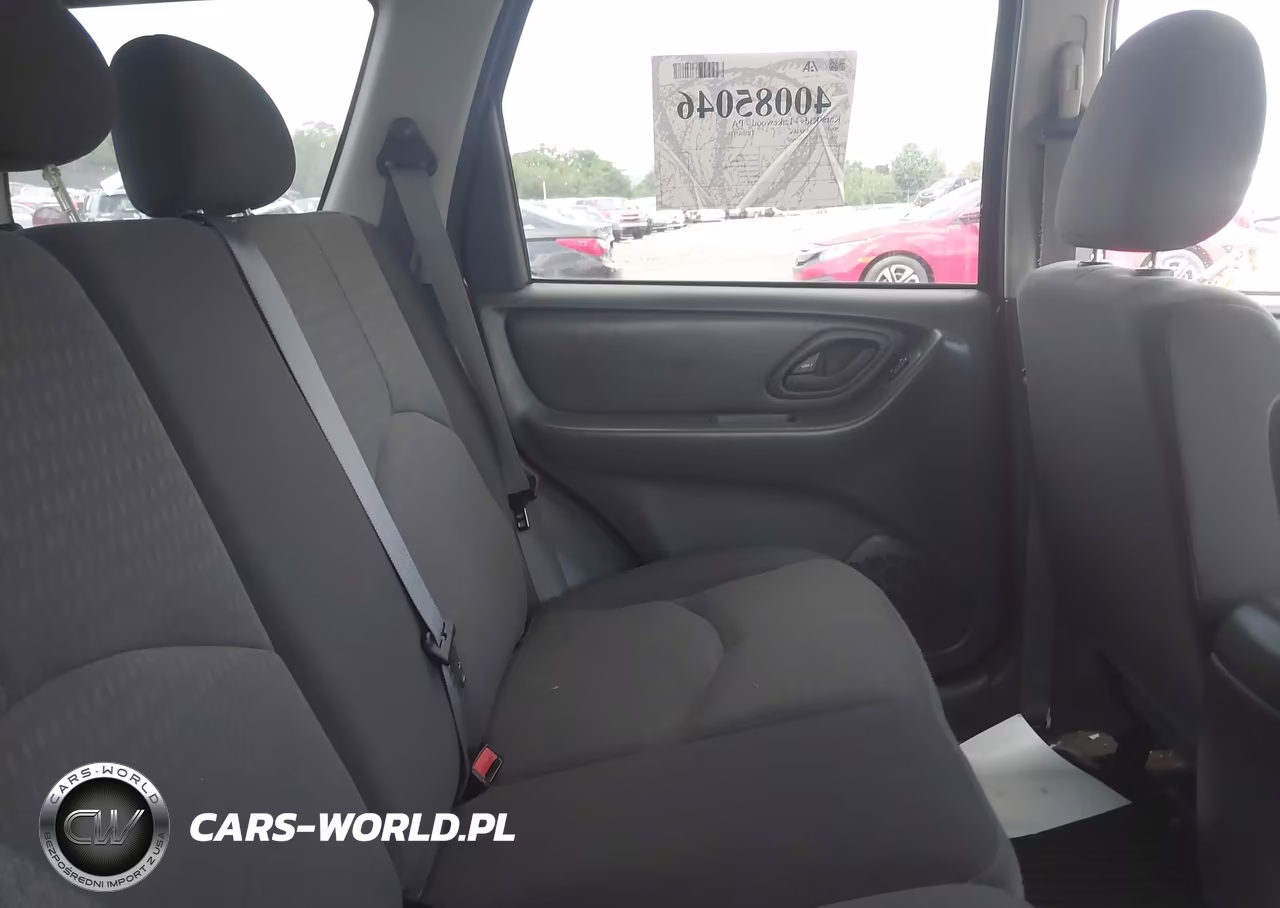 2005 Mazda Tribute I VIN:4F2YZ92Z75KM43833 - 8