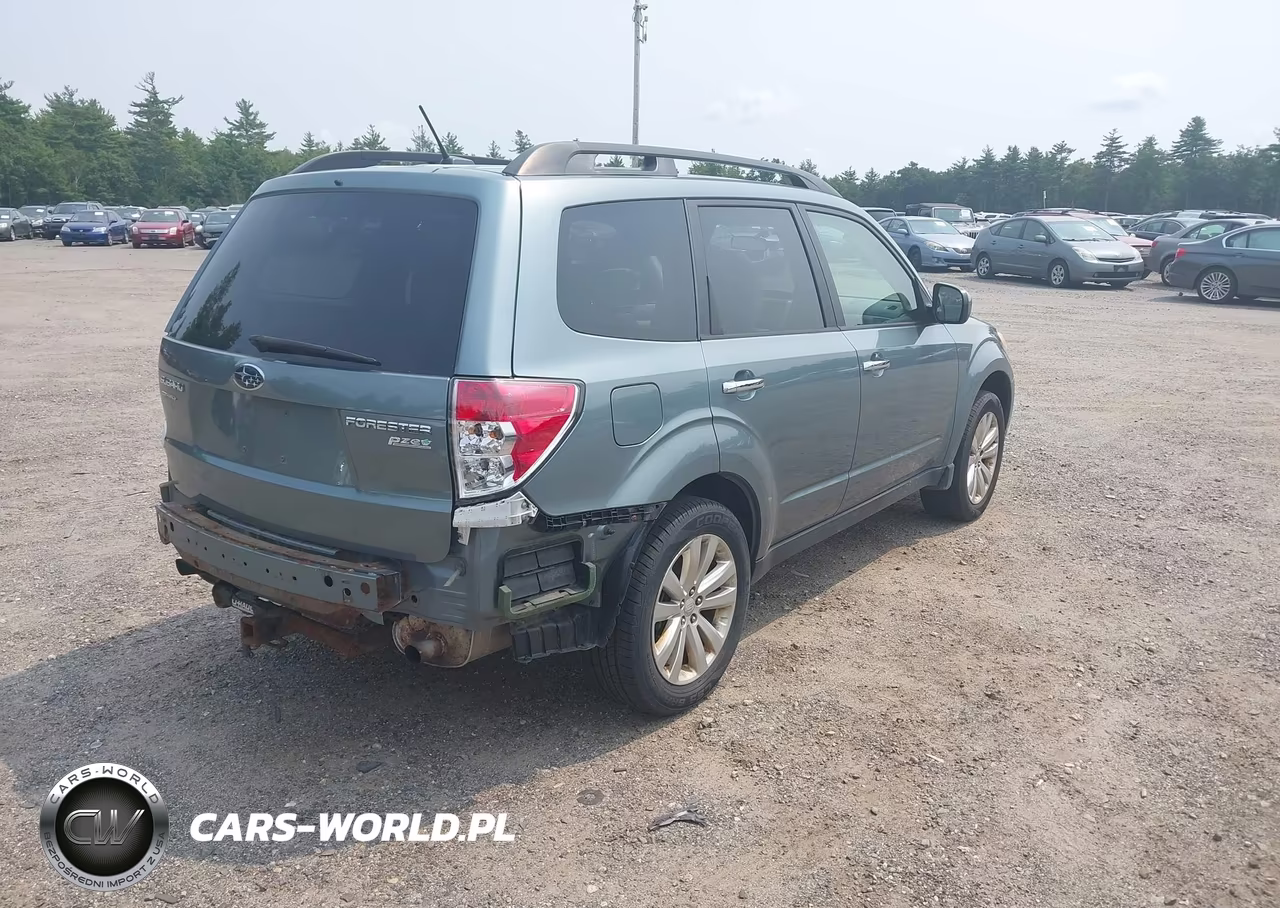 2011 Subaru Forester 2.5X Premium VIN:JF2SHADCXBG723216 - 4