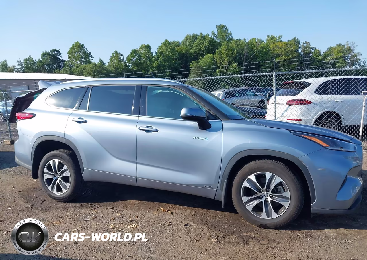2021 Toyota Highlander Hybrid Xle VIN:5TDHBRCH8MS069136 - 13