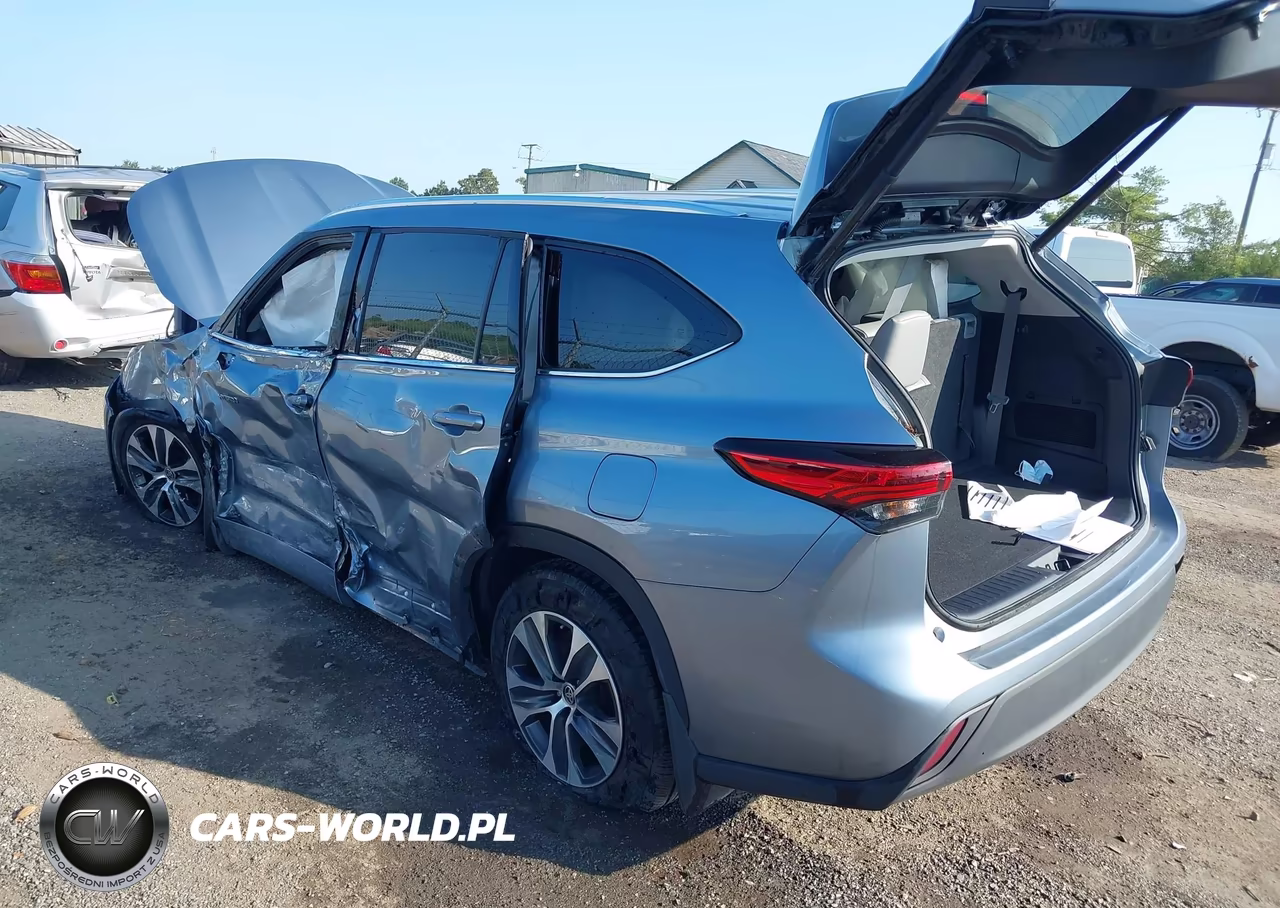 2021 Toyota Highlander Hybrid Xle VIN:5TDHBRCH8MS069136 - 3