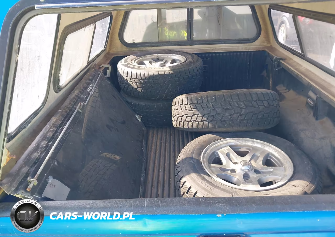 1998 Mazda B2500 Cab Plus VIN:4F4YR16C5WTM34932 - 12