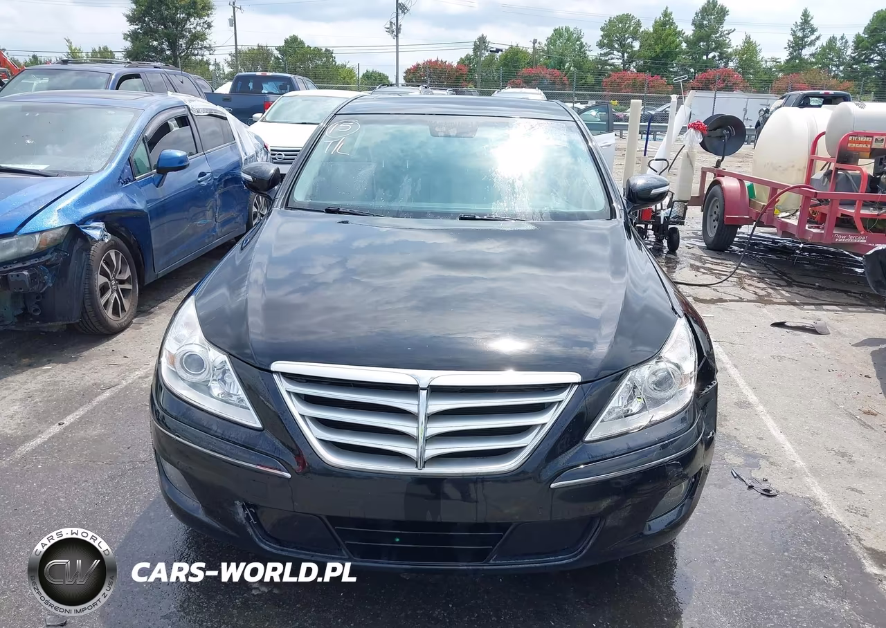 2011 Hyundai Genesis 3.8 VIN:KMHGC4DE4BU123004 - 12