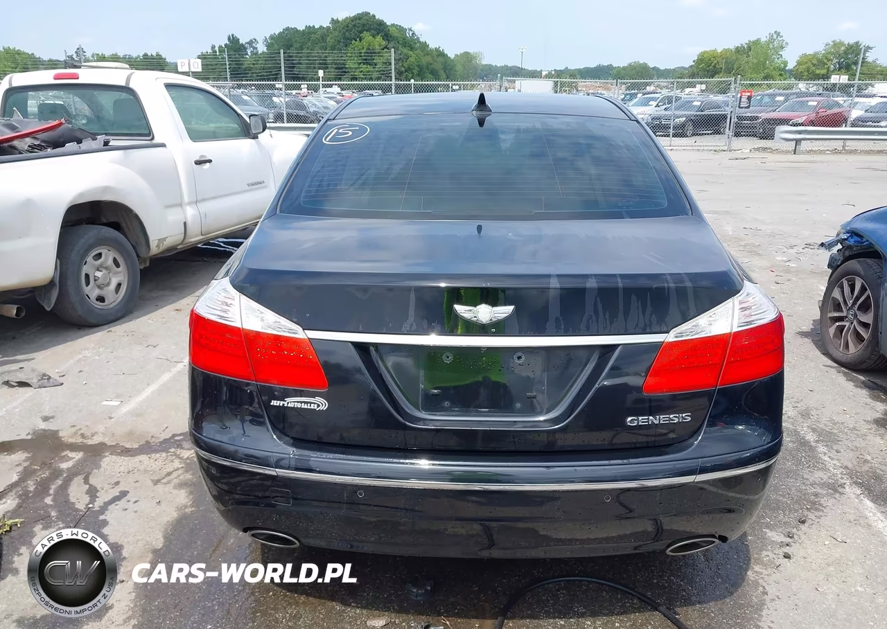 2011 Hyundai Genesis 3.8 VIN:KMHGC4DE4BU123004 - 16