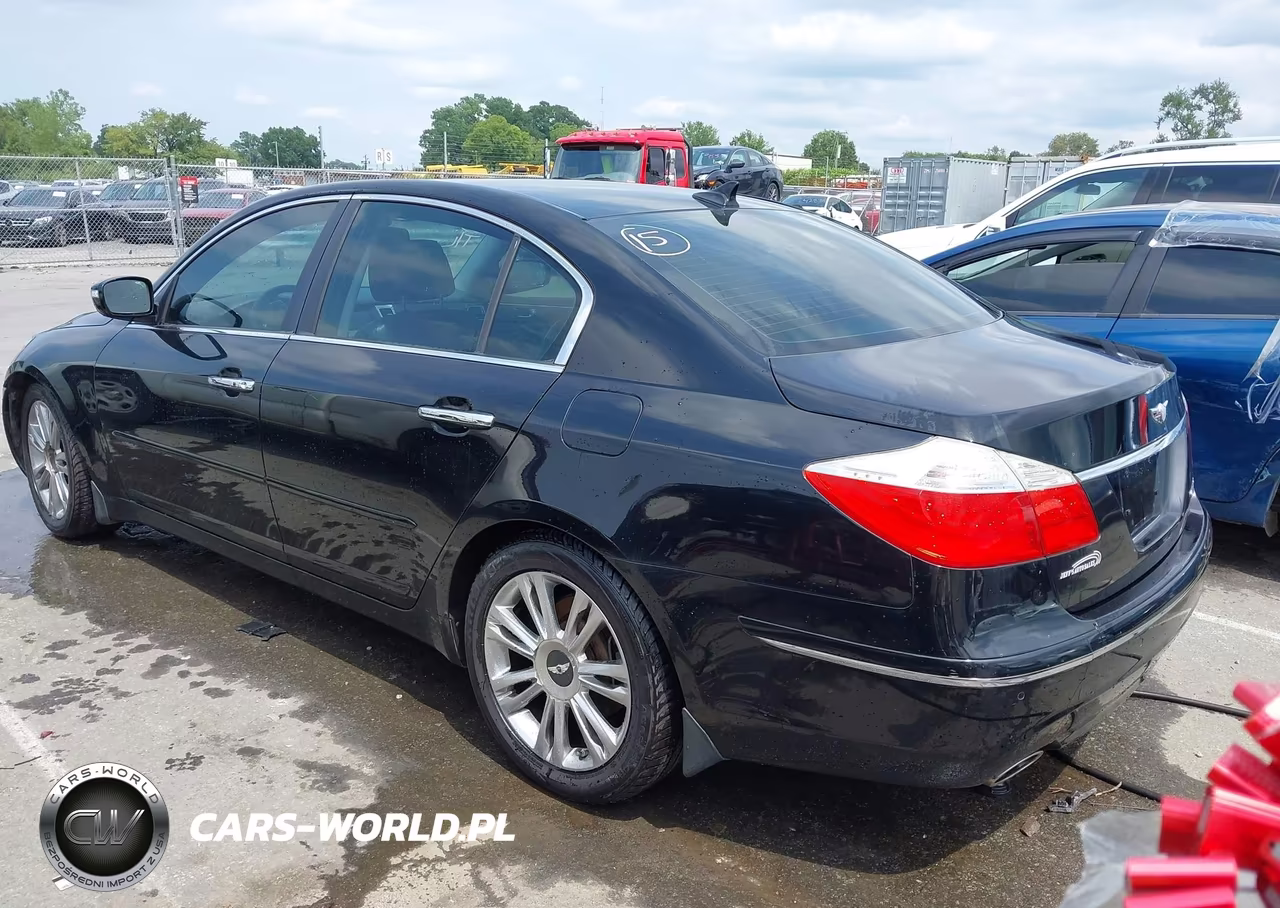 2011 Hyundai Genesis 3.8 VIN:KMHGC4DE4BU123004 - 3