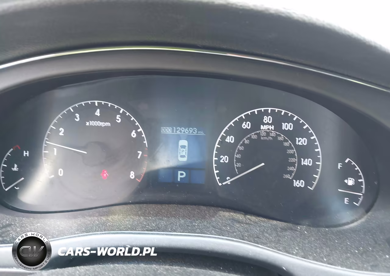 2011 Hyundai Genesis 3.8 VIN:KMHGC4DE4BU123004 - 7