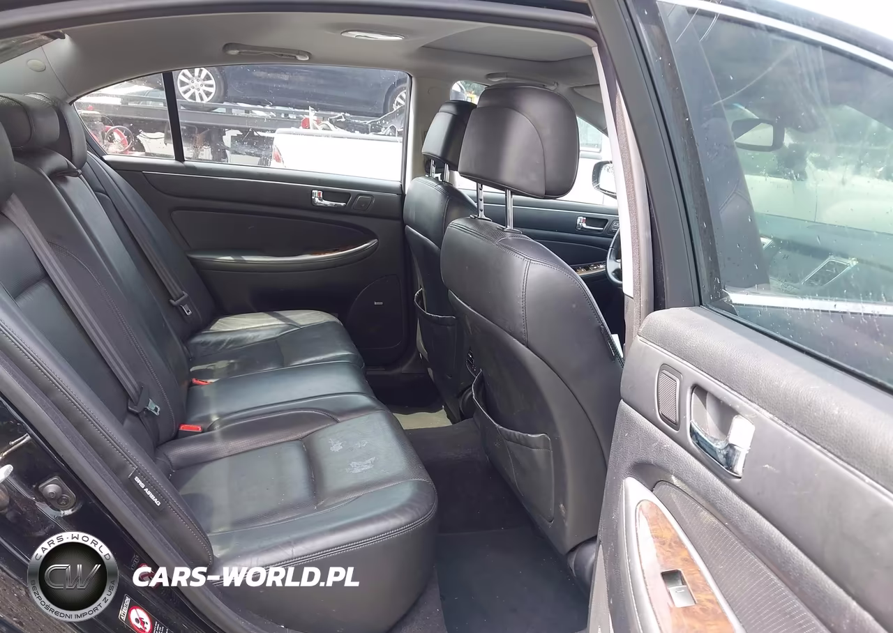 2011 Hyundai Genesis 3.8 VIN:KMHGC4DE4BU123004 - 8