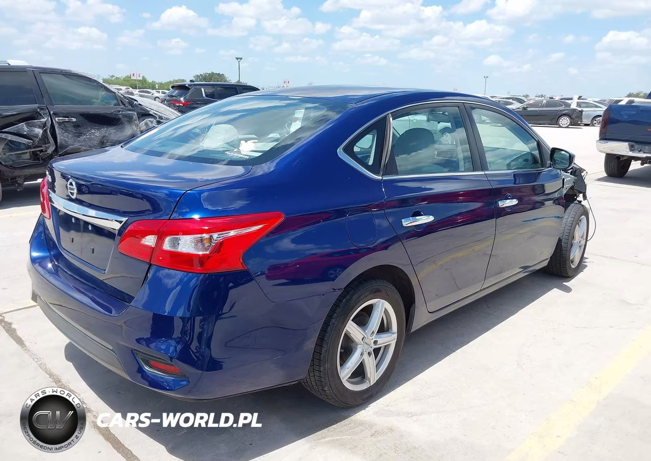 2016 Nissan Sentra S VIN:3N1AB7AP8GY335156 - 4