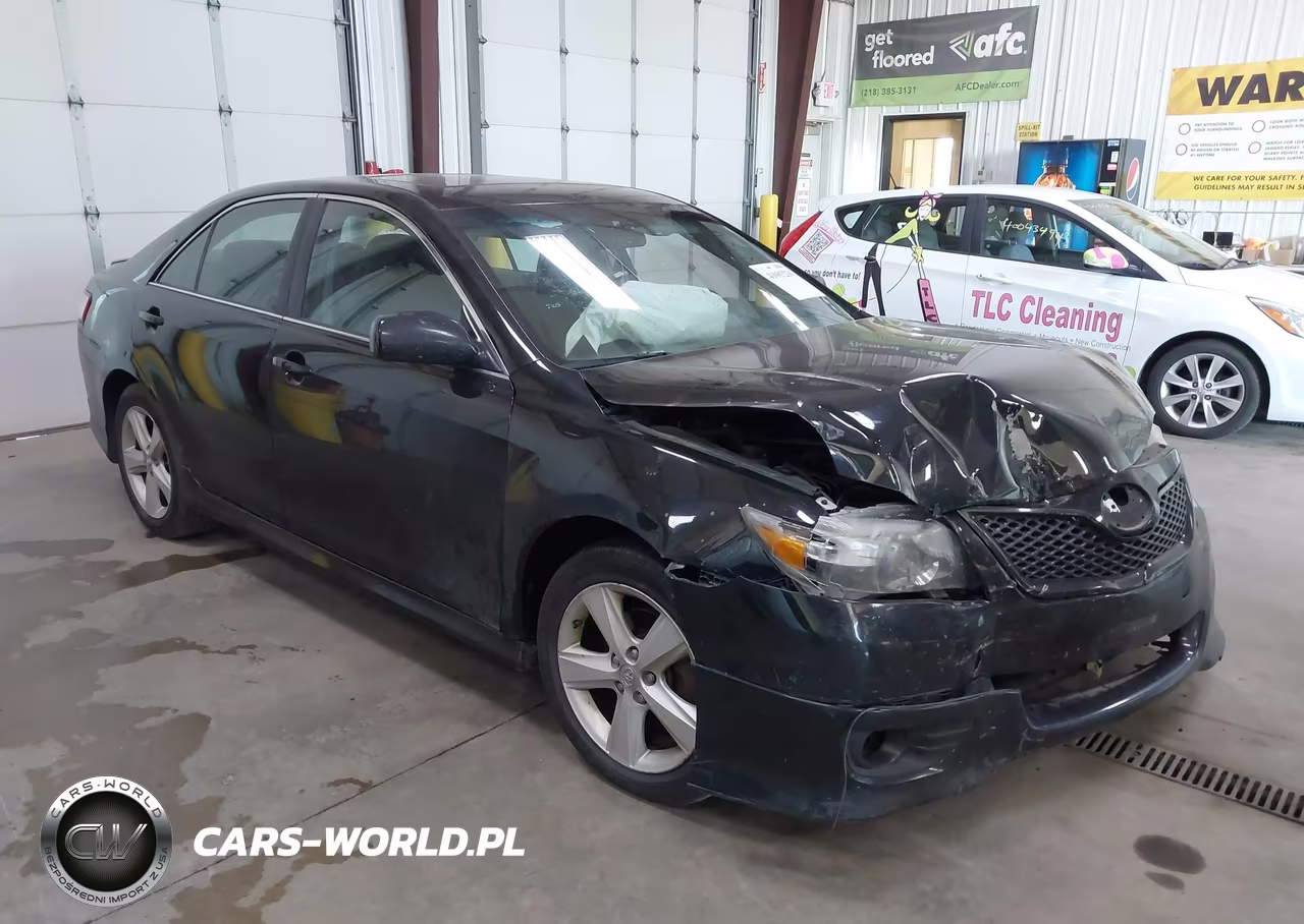2011 Toyota Camry Se – zdjęcie 1 z 11