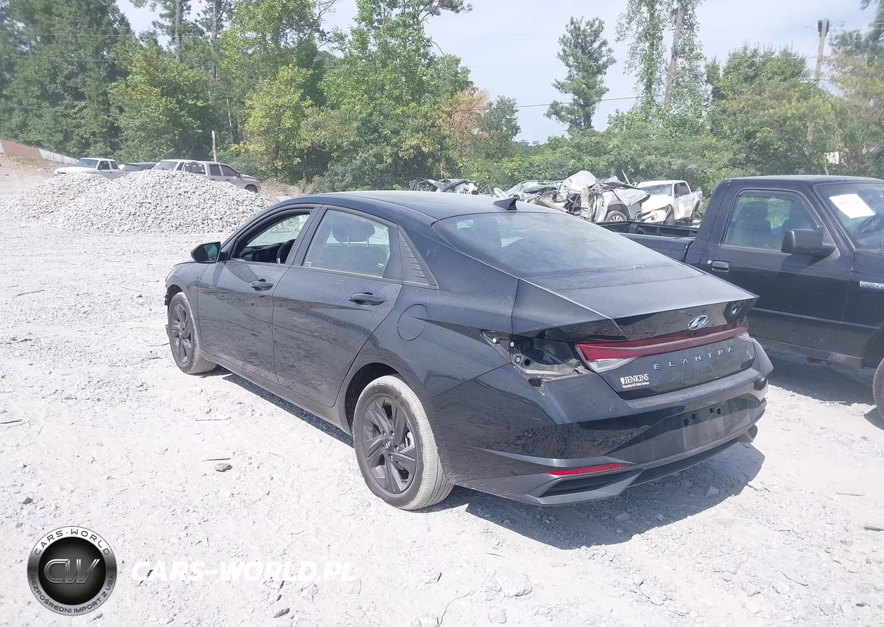 2023 Hyundai Elantra Sel VIN:KMHLM4AG2PU575428 - 3