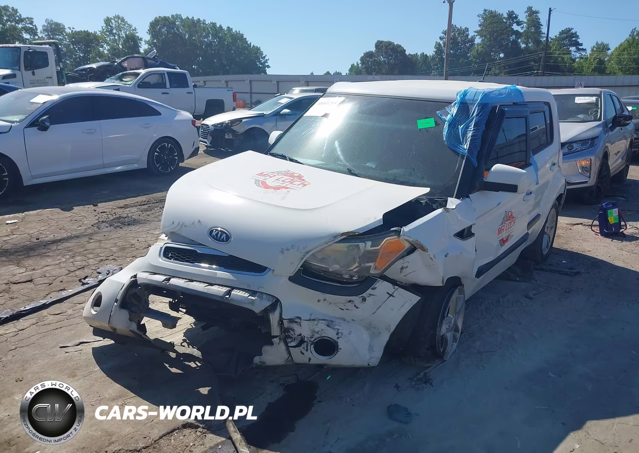 2011 Kia Soul + VIN:KNDJT2A21B7262174 - 2