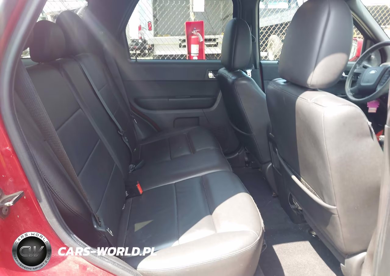 2010 Ford Escape Limited VIN:1FMCU0EG6AKD01073 - 8