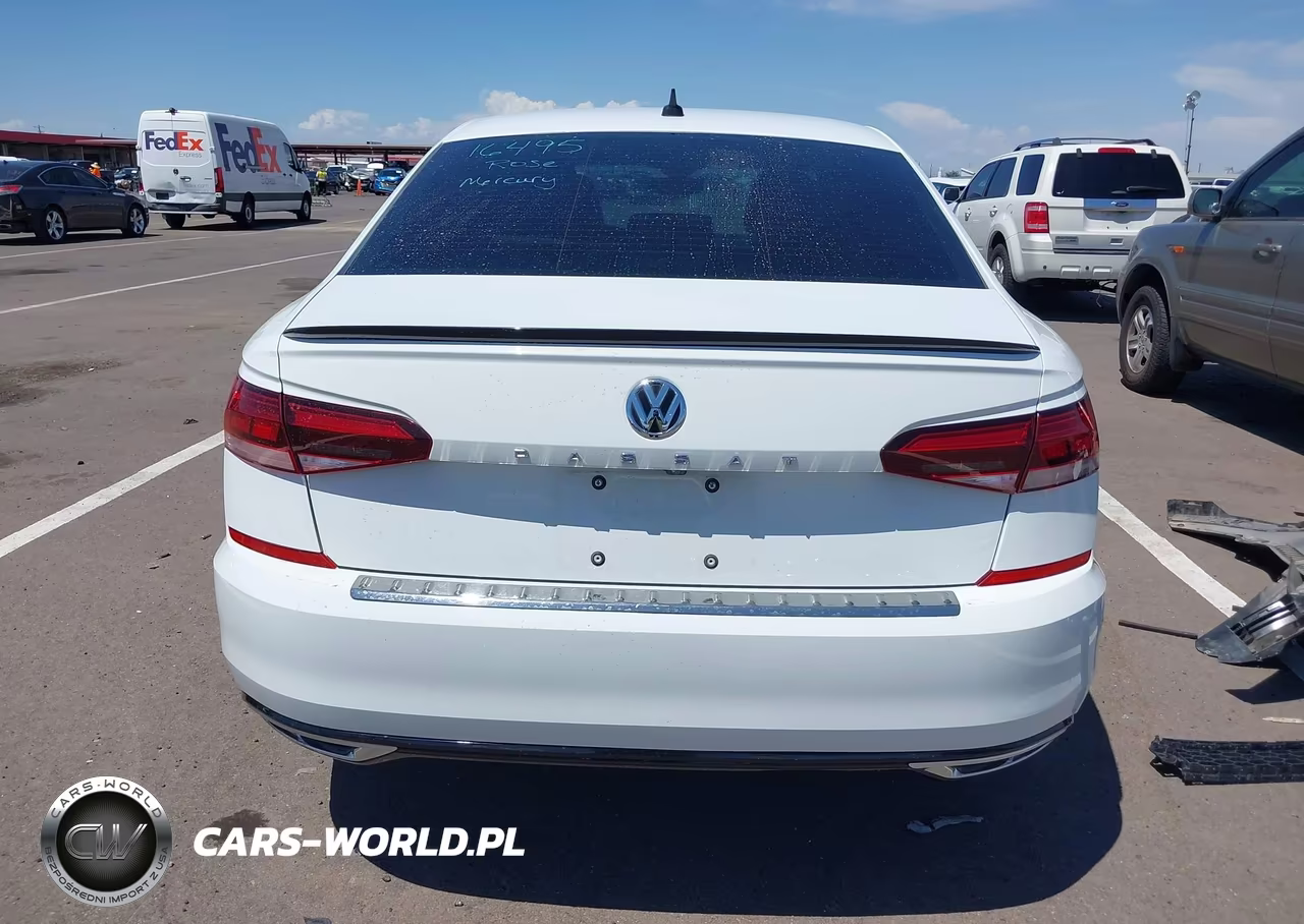 2021 Volkswagen Passat R-Line VIN:1VWMA7A3XMC003487 - 17