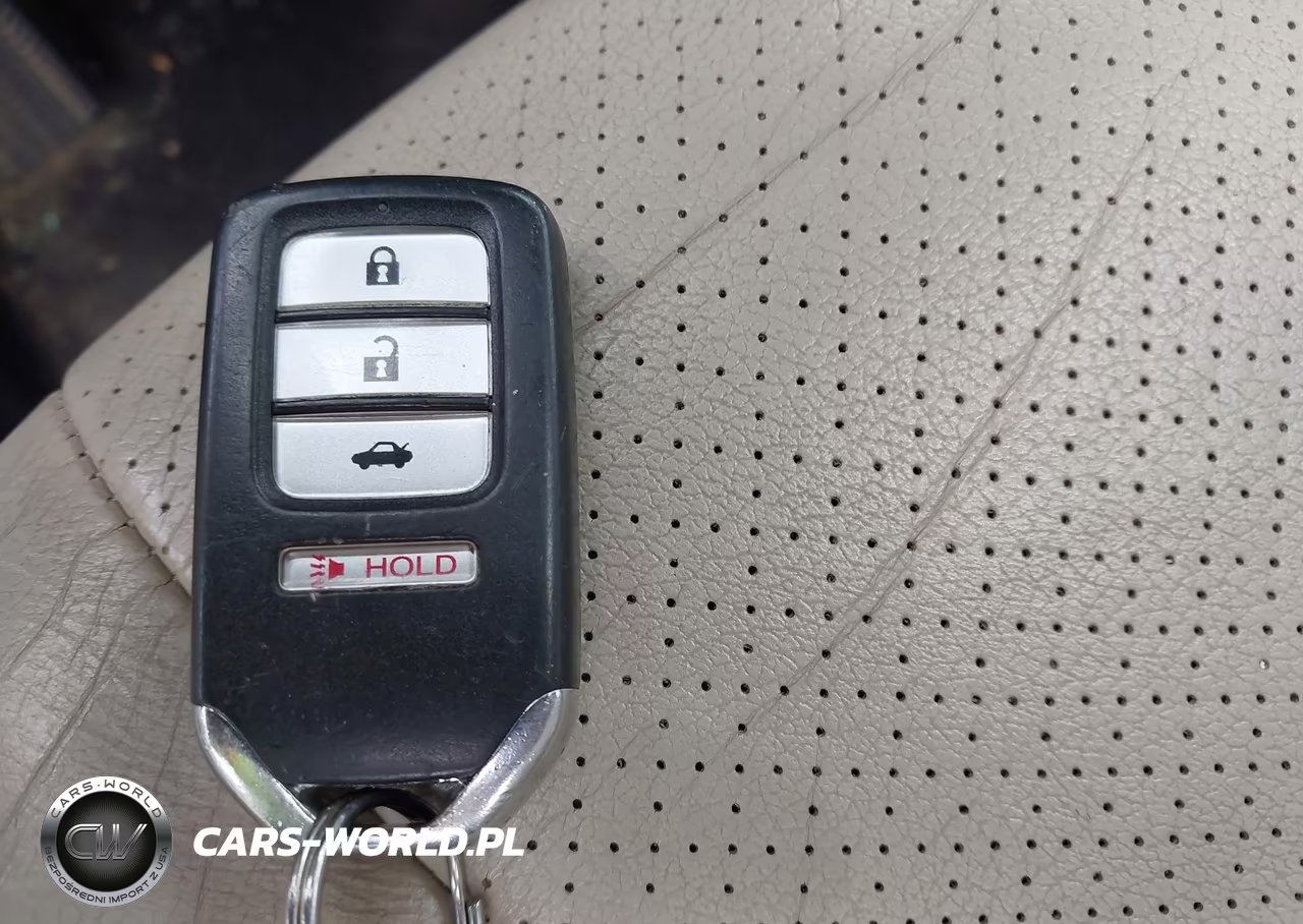 2015 Honda Accord Ex-L VIN:1HGCR2F83FA051878 - 11