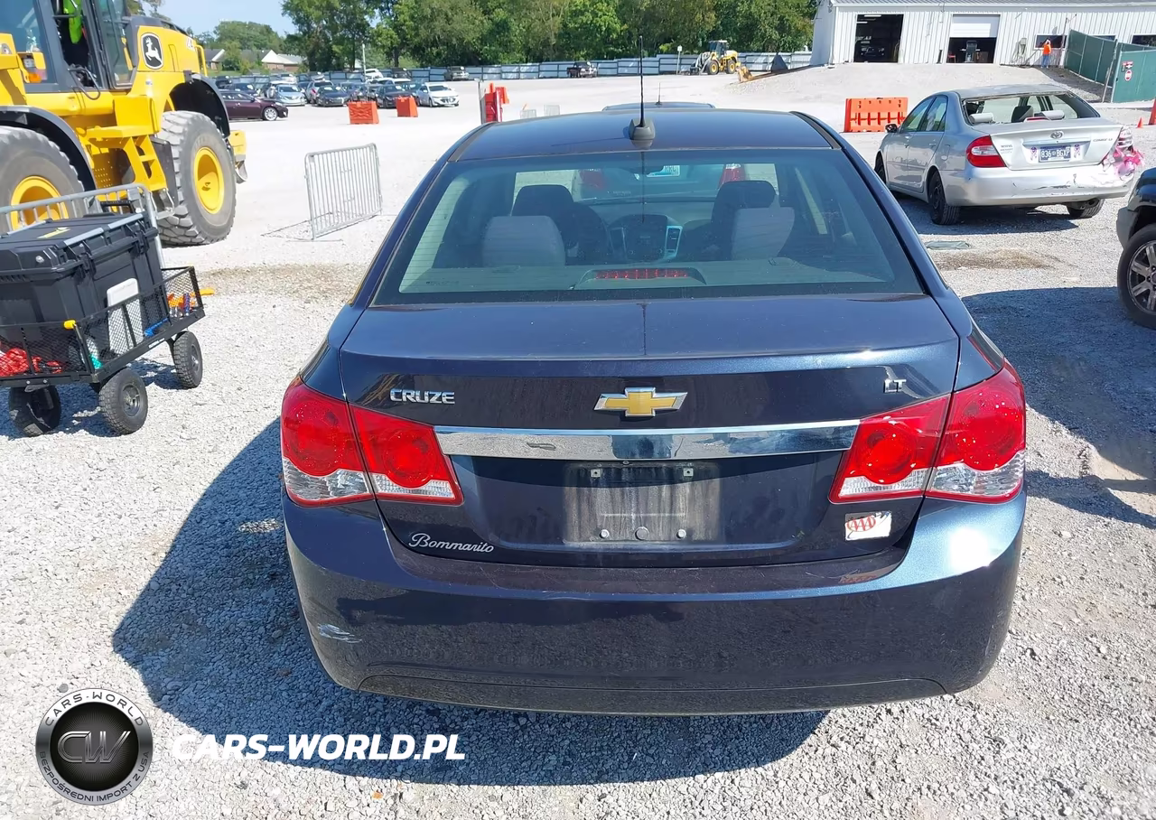 2015 CHEVROLET CRUZE 1LT AUTO VIN:1G1PC5SB4F7176978 - 16
