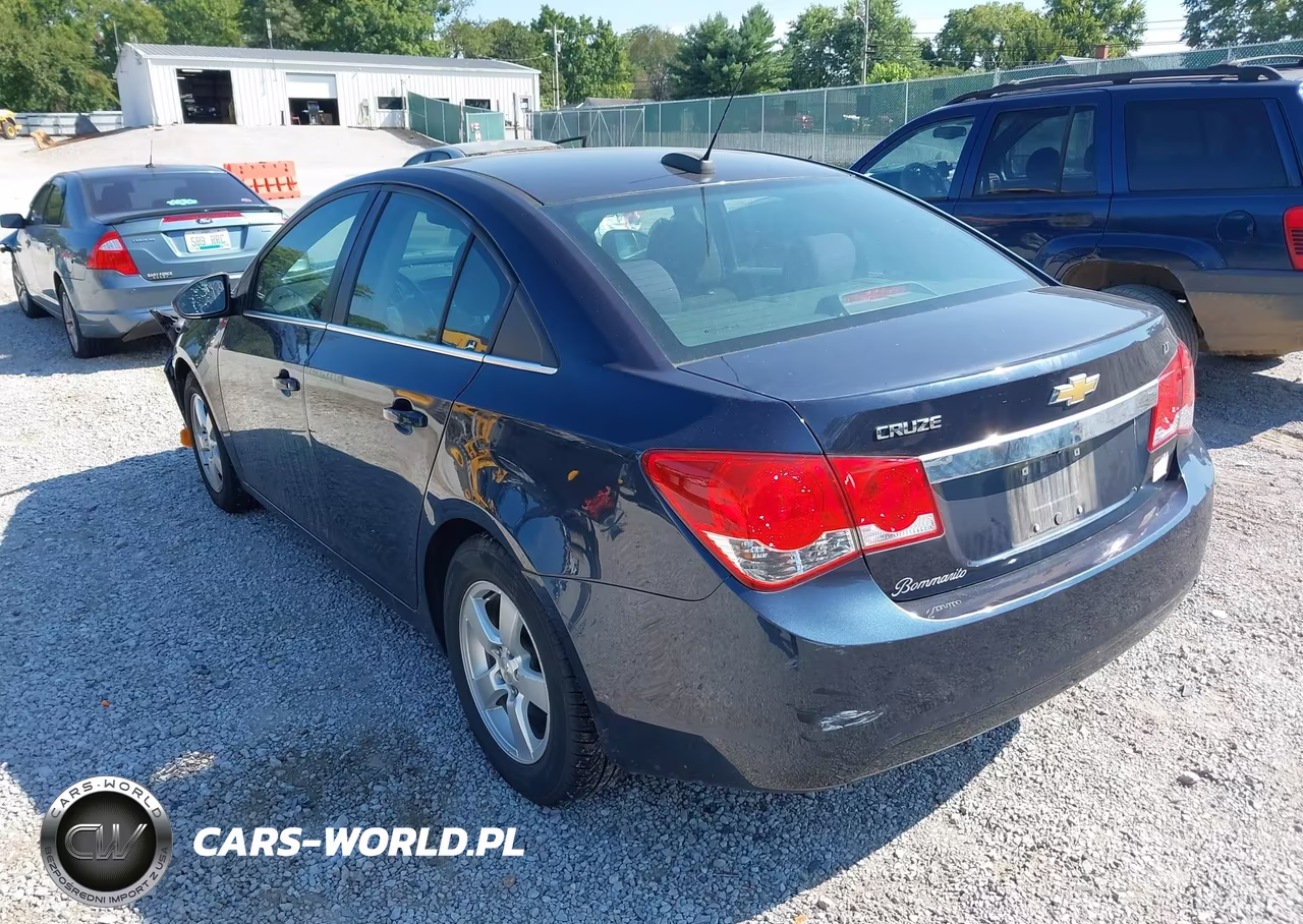 2015 CHEVROLET CRUZE 1LT AUTO VIN:1G1PC5SB4F7176978 - 3