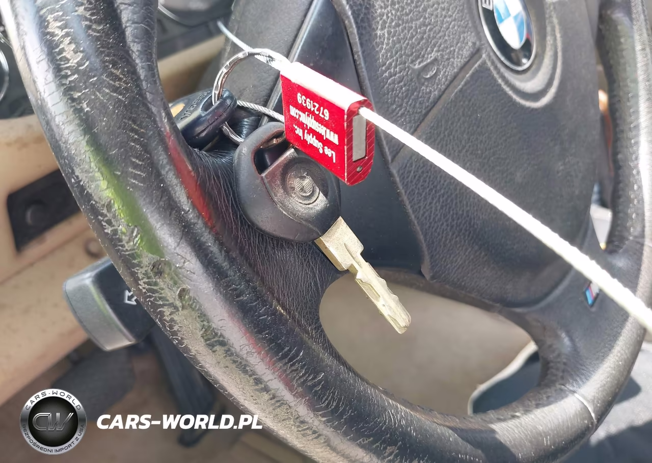2000 BMW Z3 2.3 VIN:WBACH9345YLM91651 - 11