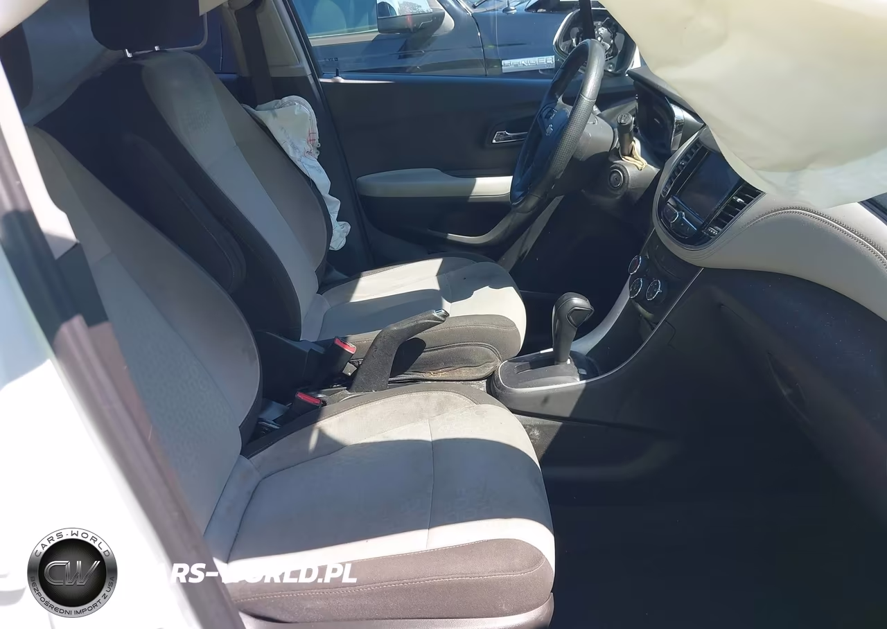 2022 Chevrolet Trax Fwd Ls VIN:KL7CJKSM9NB544446 - 5