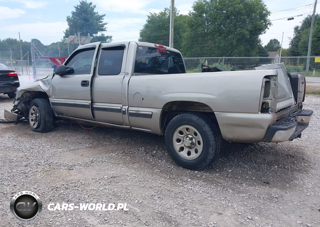 2001 Chevrolet Silverado 1500 VIN:2GCEC19W511337411 - 3