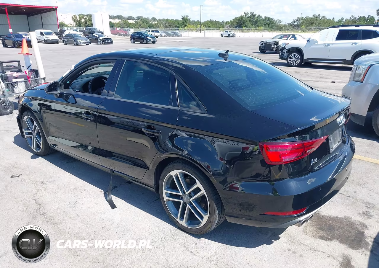 2018 Audi A3 2.0T Premium-2.0T Tech Premium VIN:WAUAUGFF7J1094738 - 3