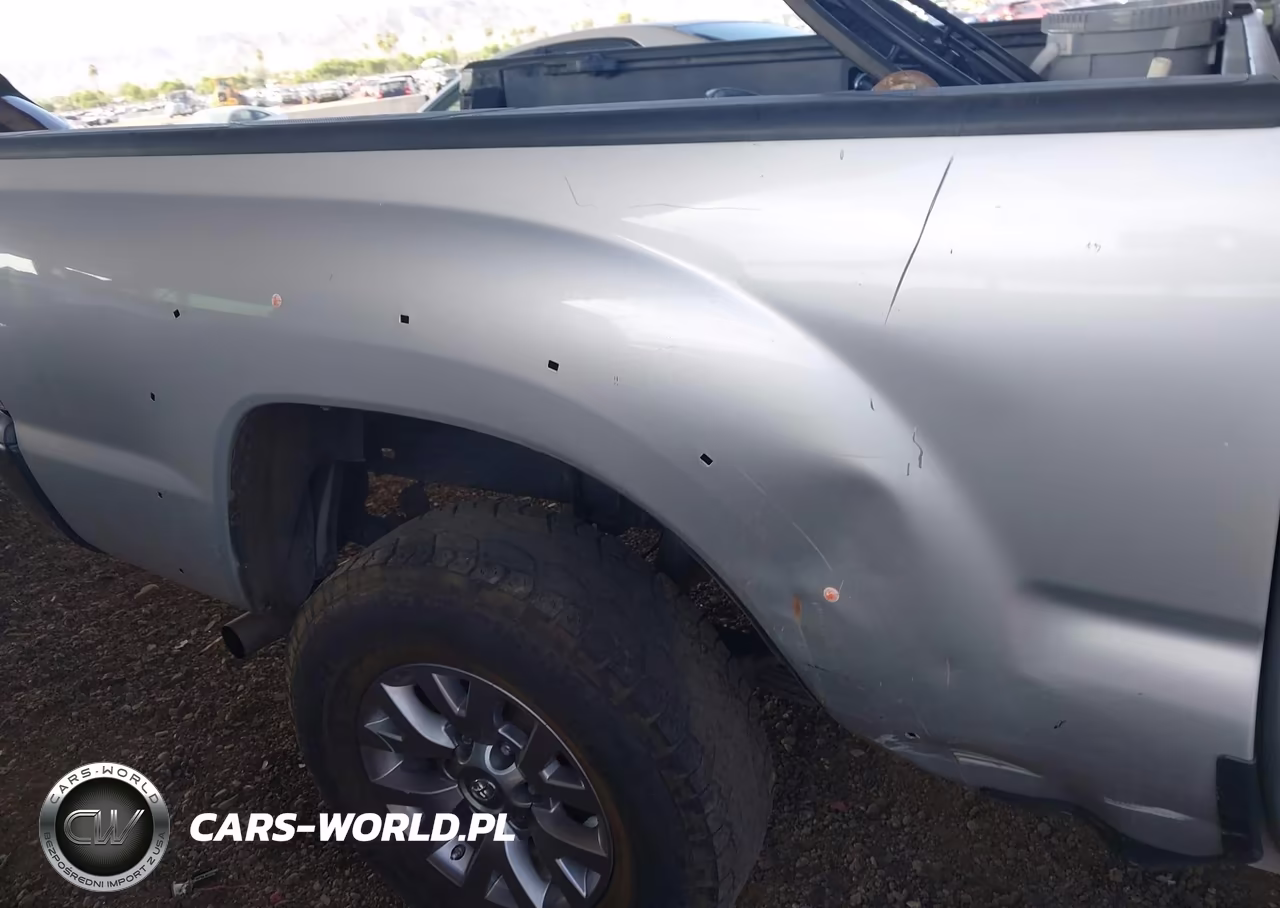 2010 Toyota Tacoma VIN:5TEUX4EN4AZ673769 - 12